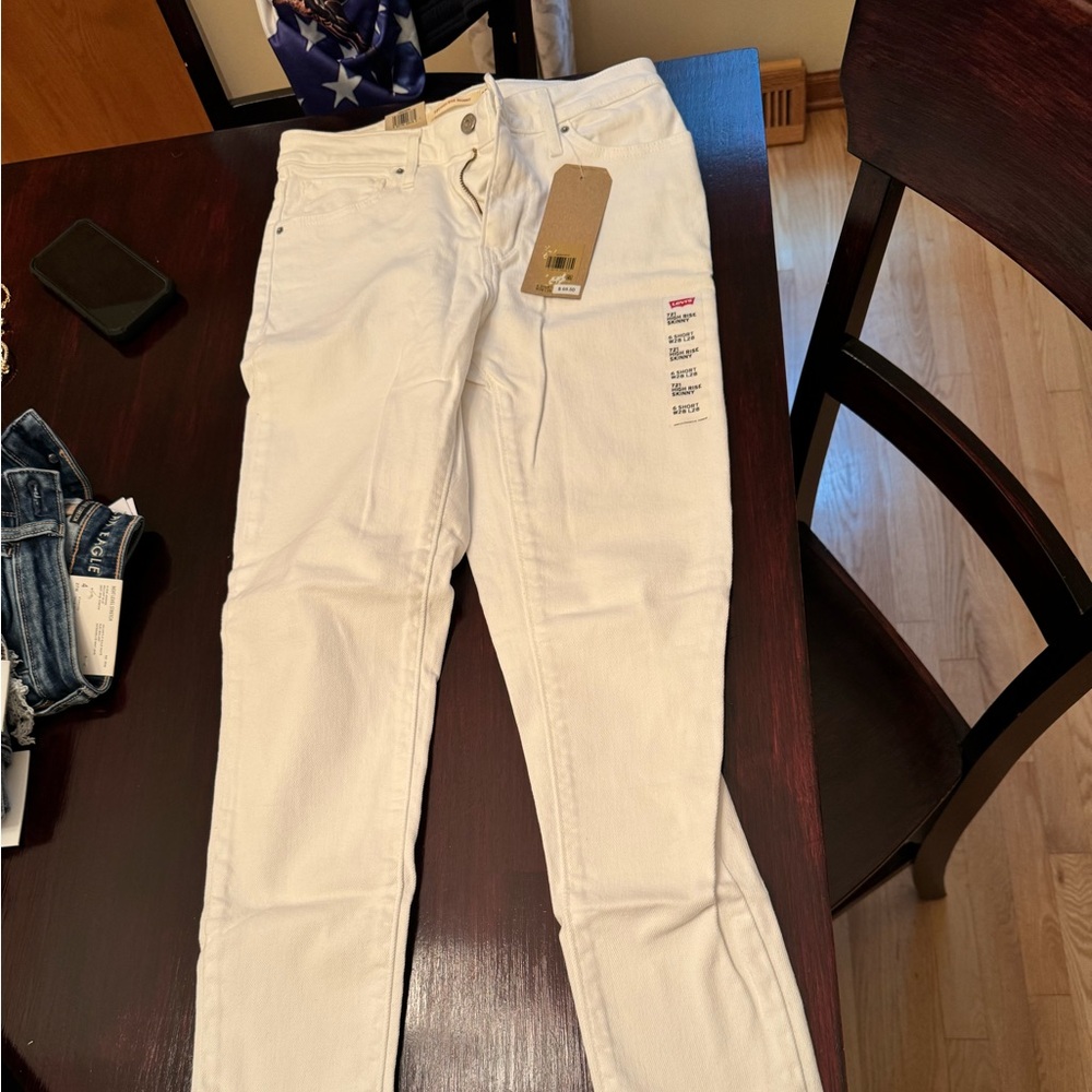Levi skinny jeans